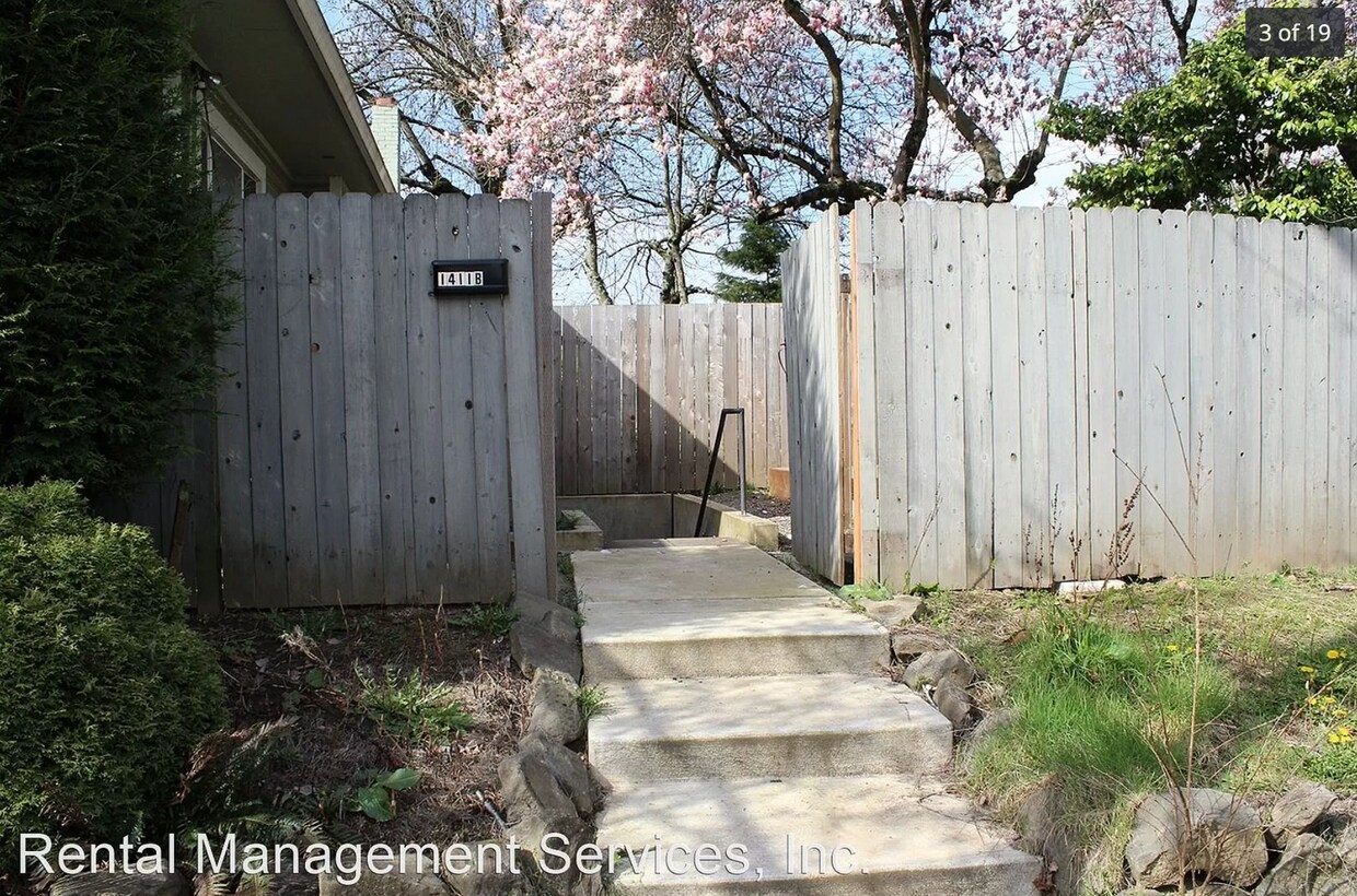 Foto principal - 1411 NE 37th Ave