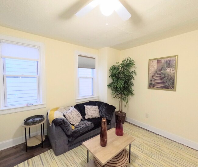 Foto del edificio - 720 Anderson St