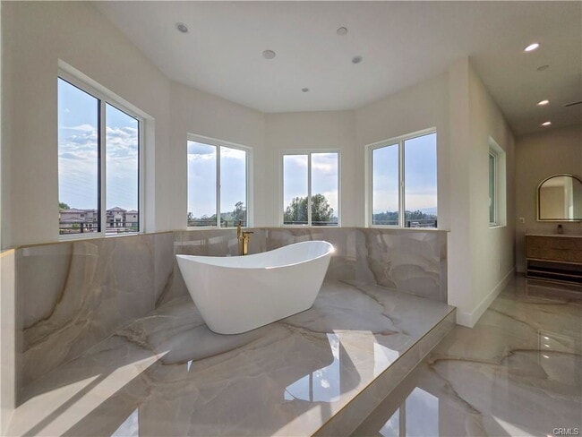 Building Photo - 10511 Mary Bell Ave