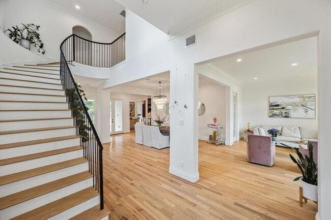 Building Photo - 6206 Piping Rock Ln