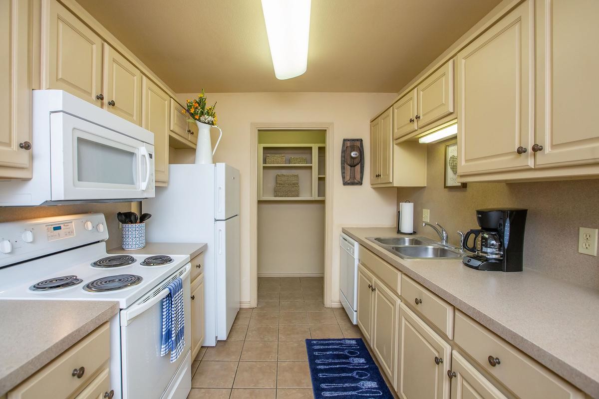 Crescent Apartments Apartments Wichita Falls, TX
