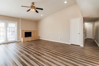 Building Photo - 16835 Grampin Dr