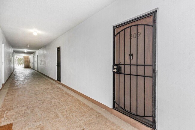 Foto del edificio - 2970 NE 16th Ave