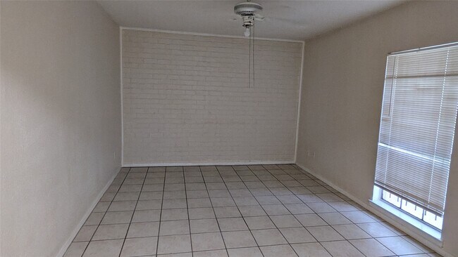 Foto del edificio - 7445 Cook Rd
