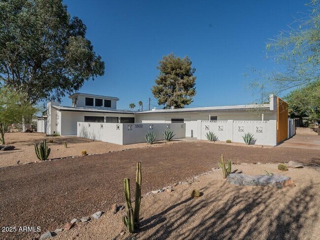 Foto del edificio - 3302 E Turquoise Ave