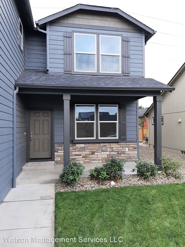 Primary Photo - 4 br, 4 bath House - 582 Casting St SE