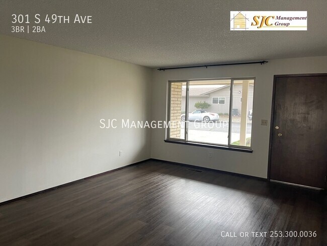 Building Photo - Three Bedroom two bath duplex for rent in ...