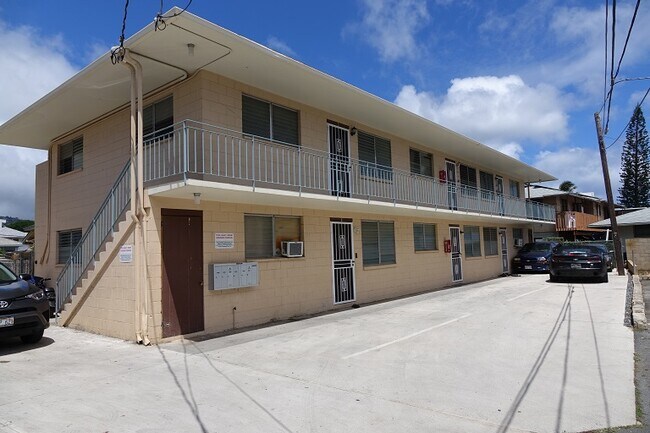 743 A Mahiai St (2nd Apt in lane) - 743 Mahiai St