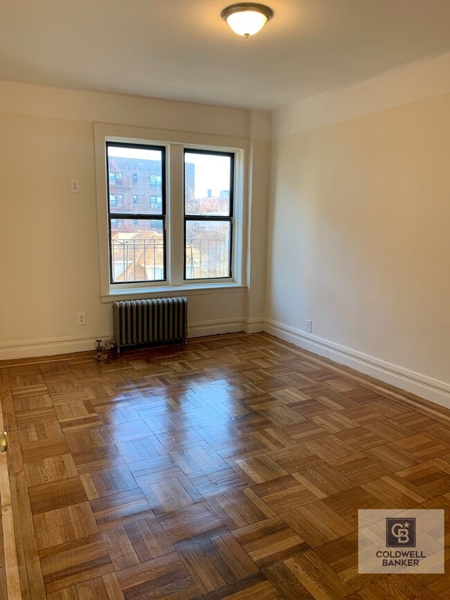 Building Photo - 5315 15th Avenue