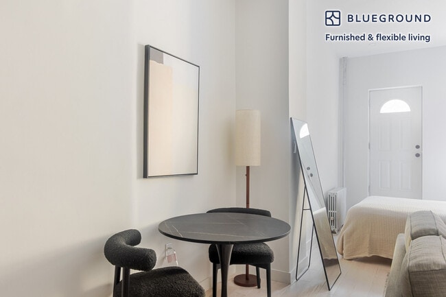 Foto del edificio - 501 1/2 E 83rd St