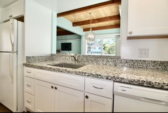 Building Photo - 26721 Avenida Las Palmas