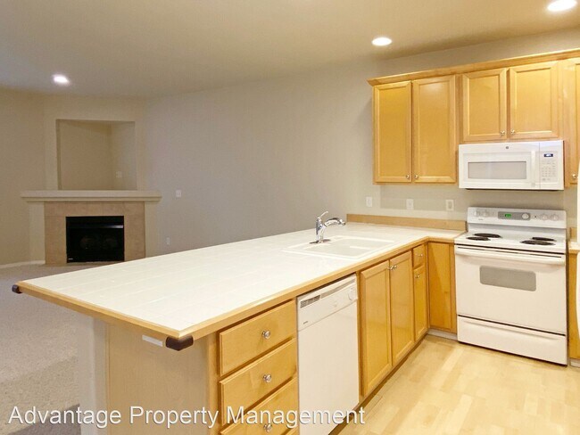 Foto del edificio - 3 br, 2.5 bath House - 3191 NW Shooting Star