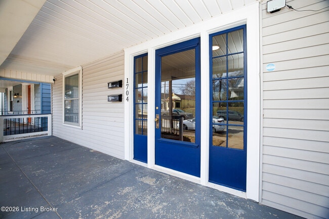 Building Photo - 1704 S Preston St