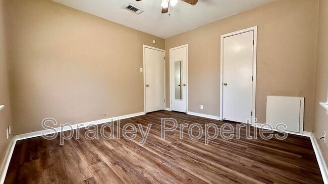 Building Photo - 1003 Magnolia Rd