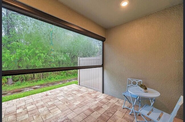 Foto del edificio - Charming 3BR Townhome in Wesley Chapel