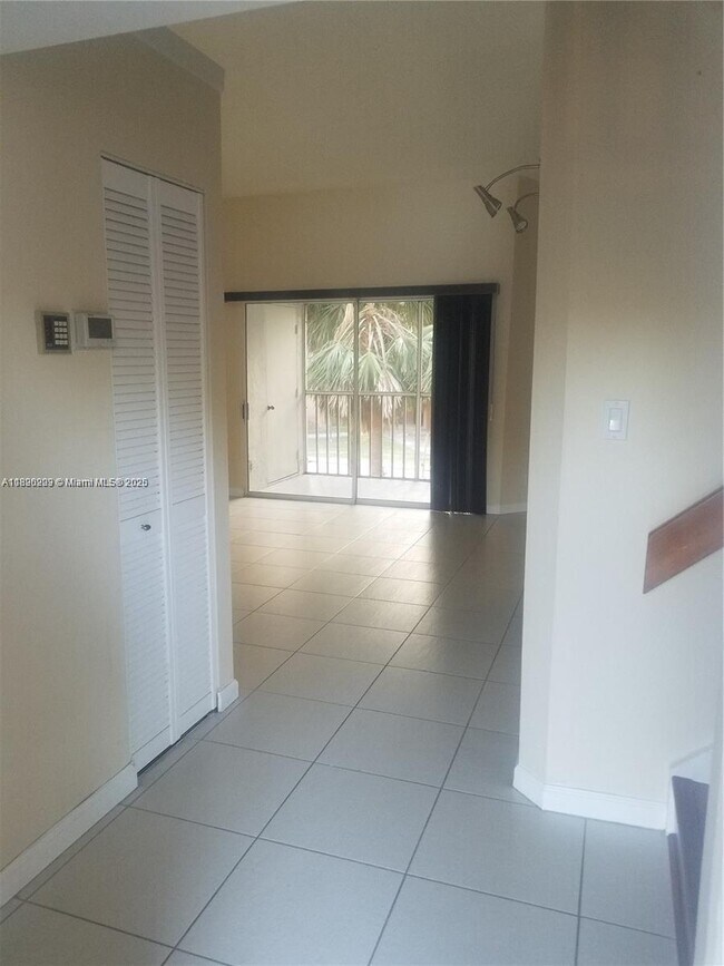 Foto del edificio - 9251 SW 138th Pl