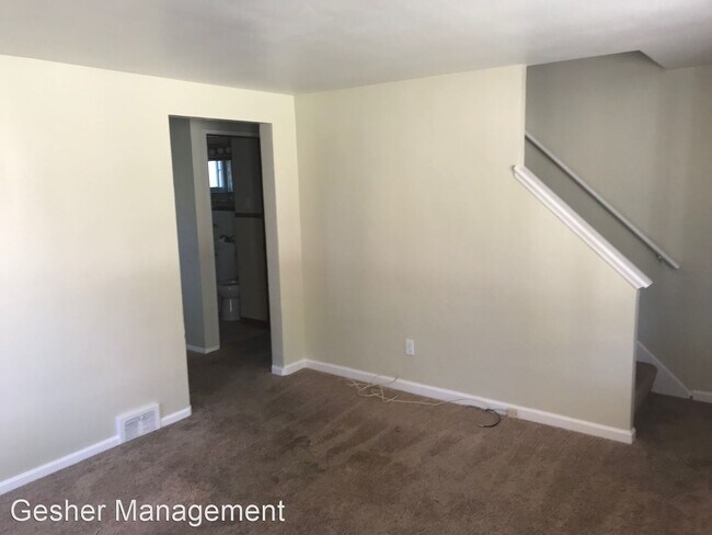 Building Photo - 4 br, 2 bath House - 222 Anthon Dr