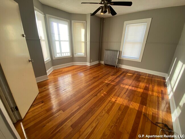 Foto del edificio - 309 Chatham St