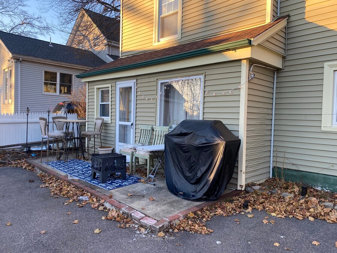 23 Gould St Unit 2, Stoneham, MA 02180 Apartments in Stoneham, MA