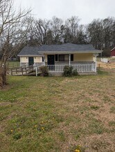 Building Photo - 1542 Burning Bush Rd