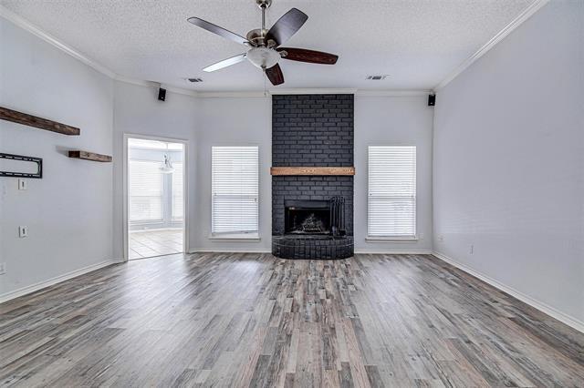 Foto del edificio - 1109 Shady Hill Ln