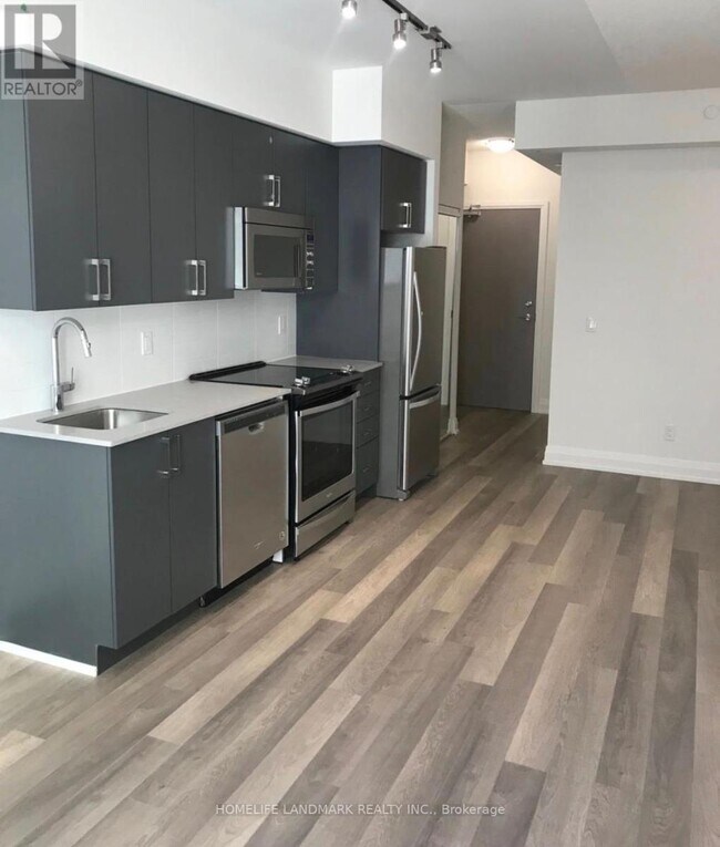 Photo du bâtiment - 3121 Sheppard Ave E