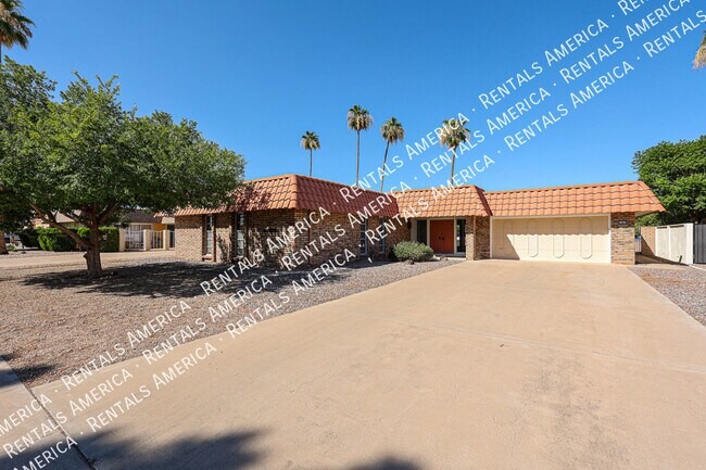 Foto del edificio - 13819 N Crown Point