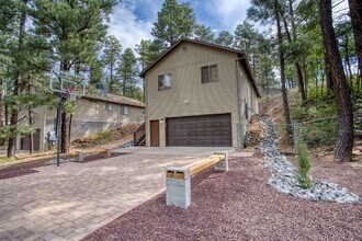 Building Photo - 901 24th Dr