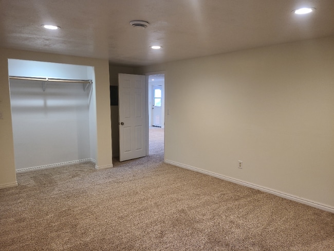 Photo - 245 N 600 E Apartment