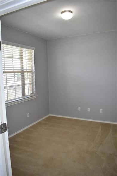 Foto del edificio - 108 Quarry Ln