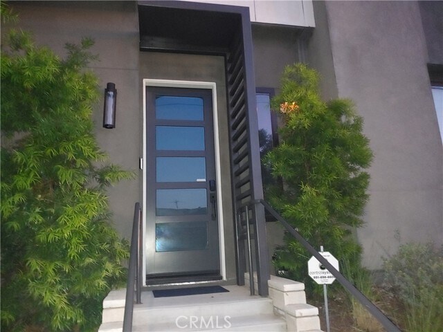 Foto principal - 275 W 8th St