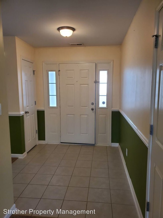 Building Photo - 4 br, 2 bath House - 2124 Yellowbrick Road