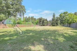 Building Photo - 7603 Linden Ave