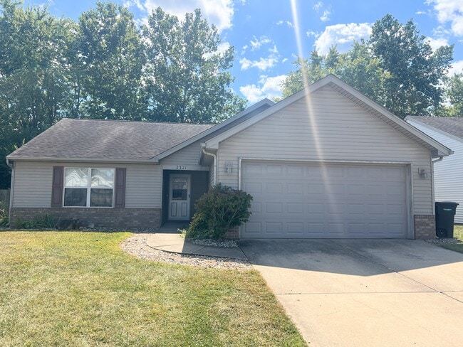 Building Photo - 2321 Winterset Dr