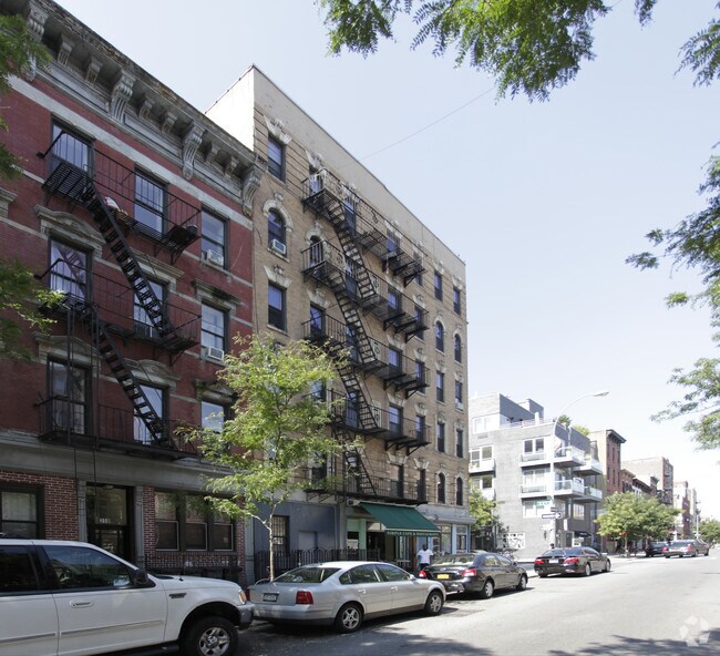 Building Photo - 346 Bedford Ave