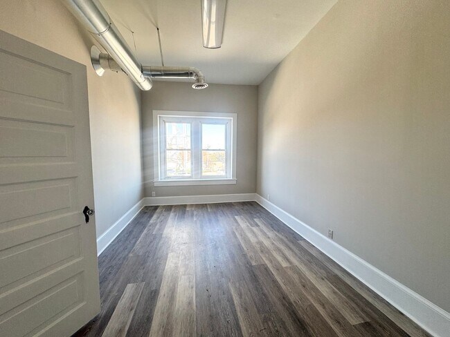 Foto del edificio - 212 N M.L.K. junior Dr