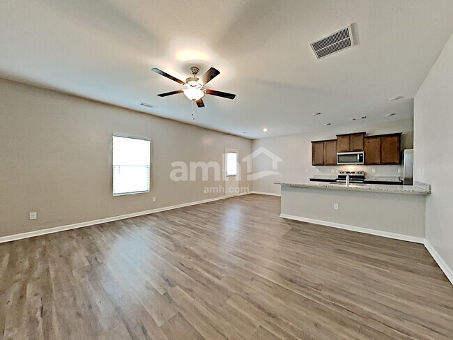 Building Photo - 4935 Bridle Path