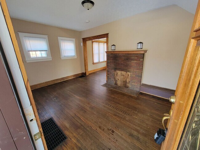 Foto del edificio - 2002 Erie Ave 3BR/1BA (Middletown)