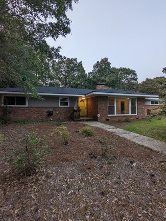 Building Photo - 2208 Westhaven Dr