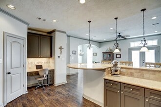 Building Photo - 5939 Kiam St