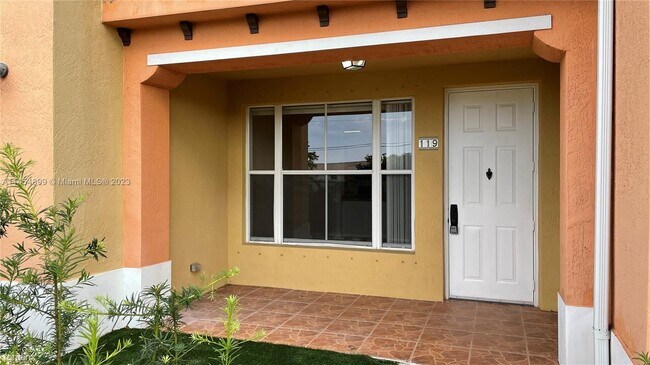 Foto del edificio - 3 br, 2 bath House - 3569 Forest Hill Blvd...