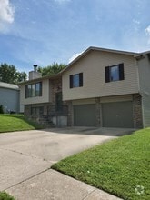 Building Photo - 3608 Teakwood Dr