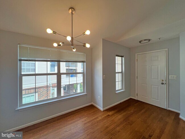 Foto del edificio - 45060 Brae Terrace
