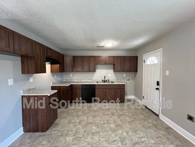 Foto del edificio - 1526 Catalina Rd