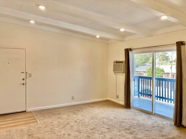 Foto del edificio - 907 Sharmon Palms Ln