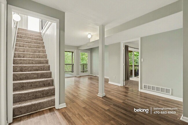 Foto del edificio - 3108 Lake Ranch Dr