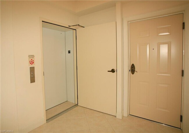 Foto del edificio - 2745 1st Street