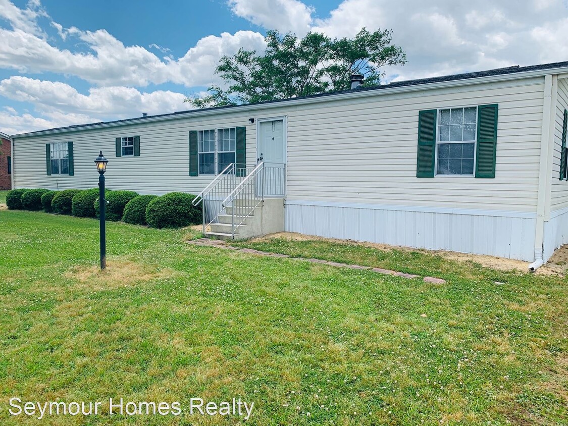 1286 Country Club Rd, Mount Olive, NC 28365 House Rental in Mount Olive, NC