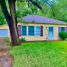 Building Photo - 420 Fairview Dr