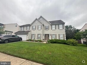 Building Photo - 721 Deer Creek Dr